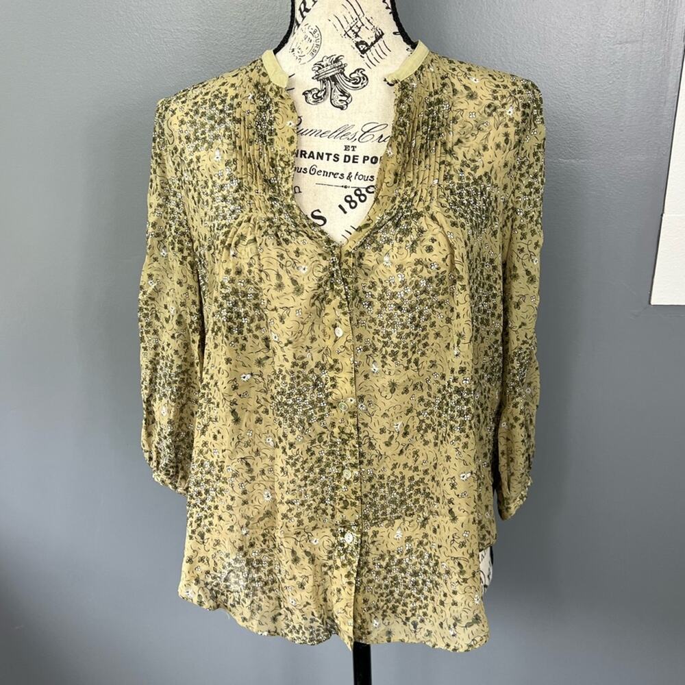 Fei lightweight golden yellow floral long sleeve v-neck button up blouse